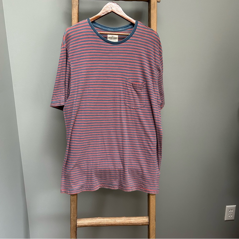 TRUE GRIT mens size XL salmon and blue t-shirt